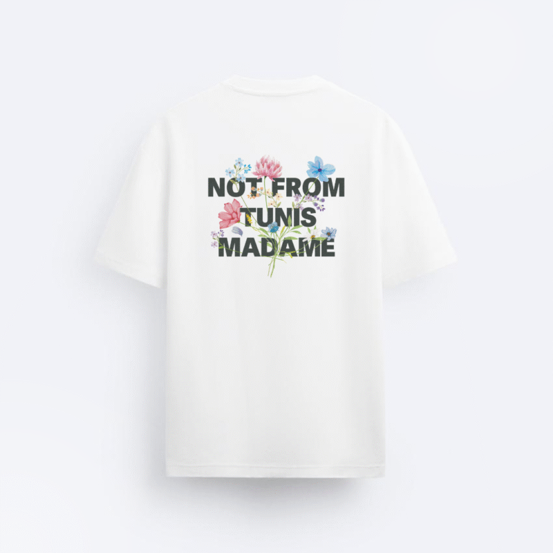 Le T-shirt NFTM fleuri.